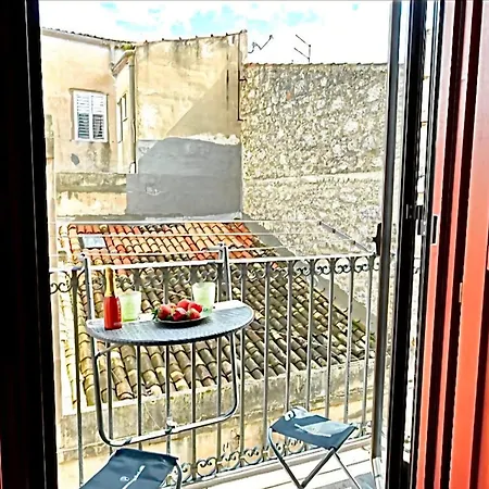 Apartament Urban Checkmate